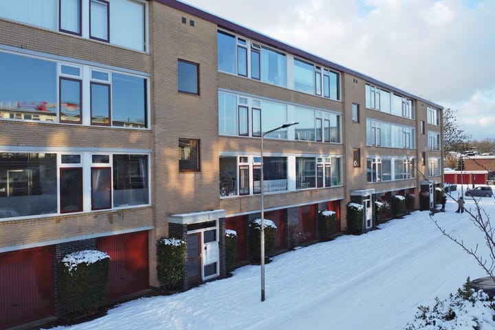 Foto 27 van Van Anrooystraat 155