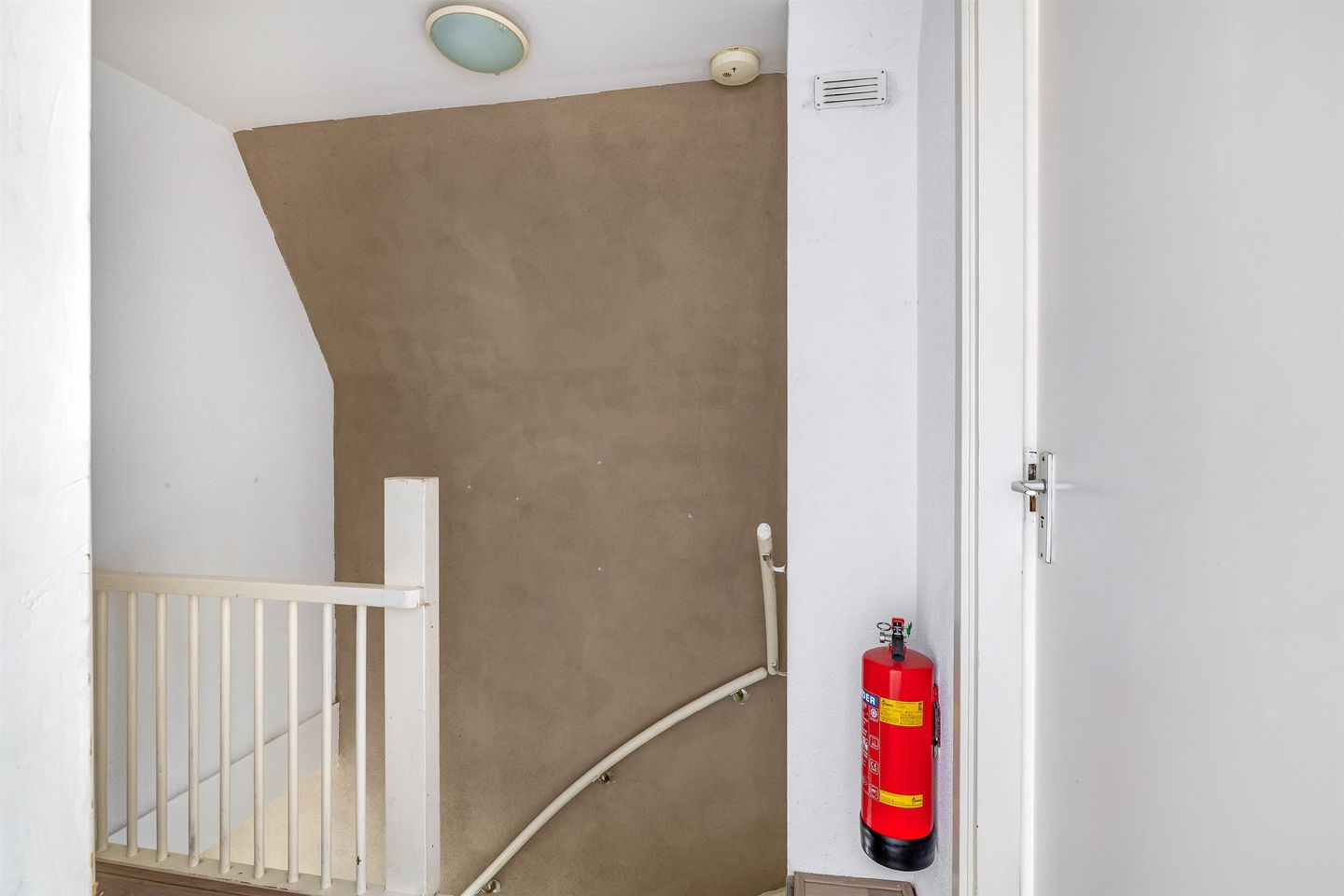 Foto 20 van Mgr. Van de Weteringstraat 28-A