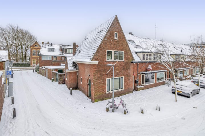 Mgr. Van de Weteringstraat 28-A main image