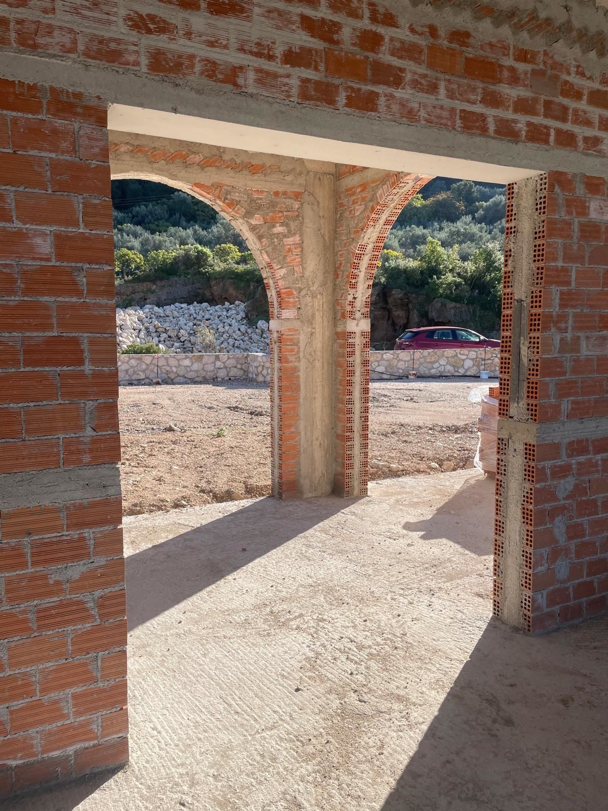 Foto 10 van Eparchiaki Odos Porou 0-ong