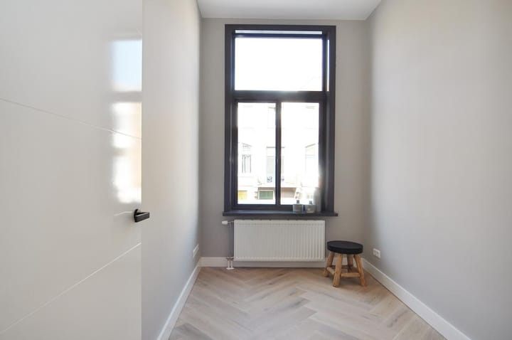 Photo 23 of Theresiastraat 153-A