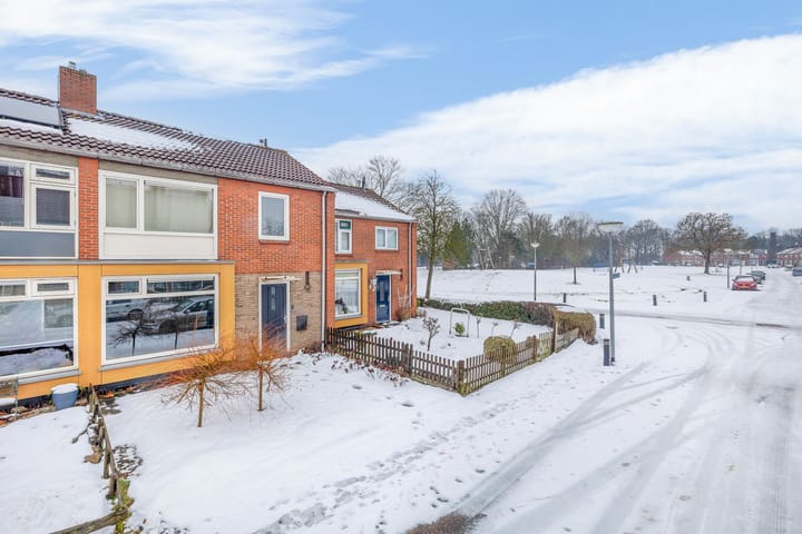 Foto 3 van Azaleastraat 36