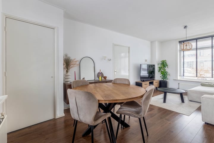 Foto 9 van Azaleastraat 36