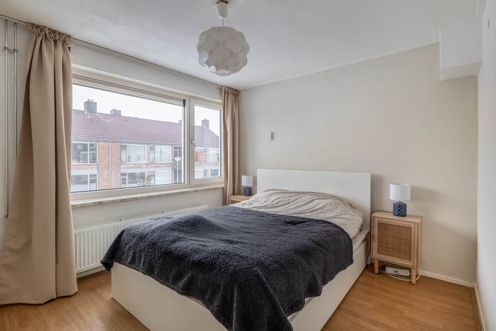 Foto 14 van Azaleastraat 36