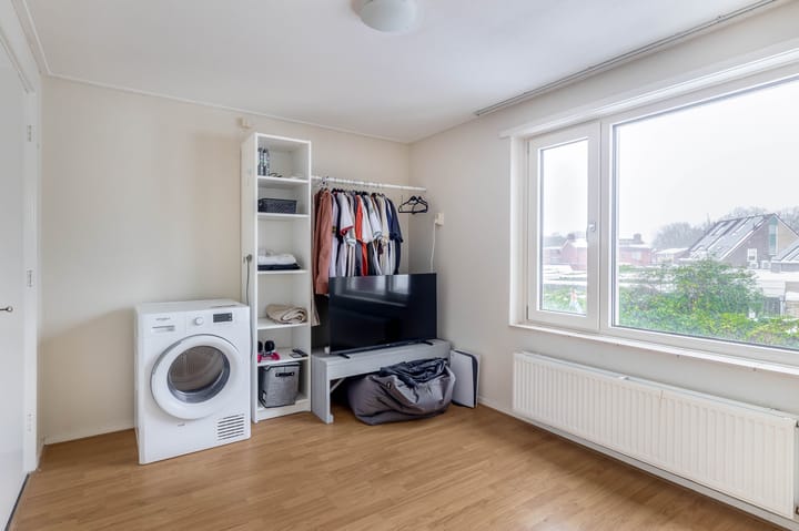 Foto 18 van Azaleastraat 36