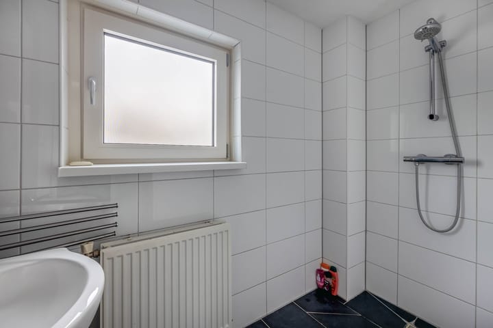 Foto 21 van Azaleastraat 36