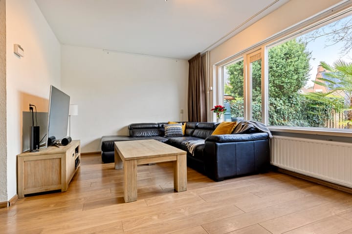 Foto 8 van Neercanne 12