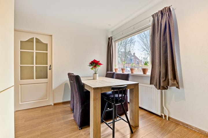 Foto 12 van Neercanne 12