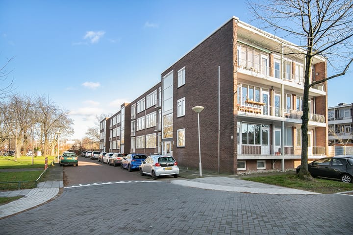 Foto 30 van Bothastraat 10-A