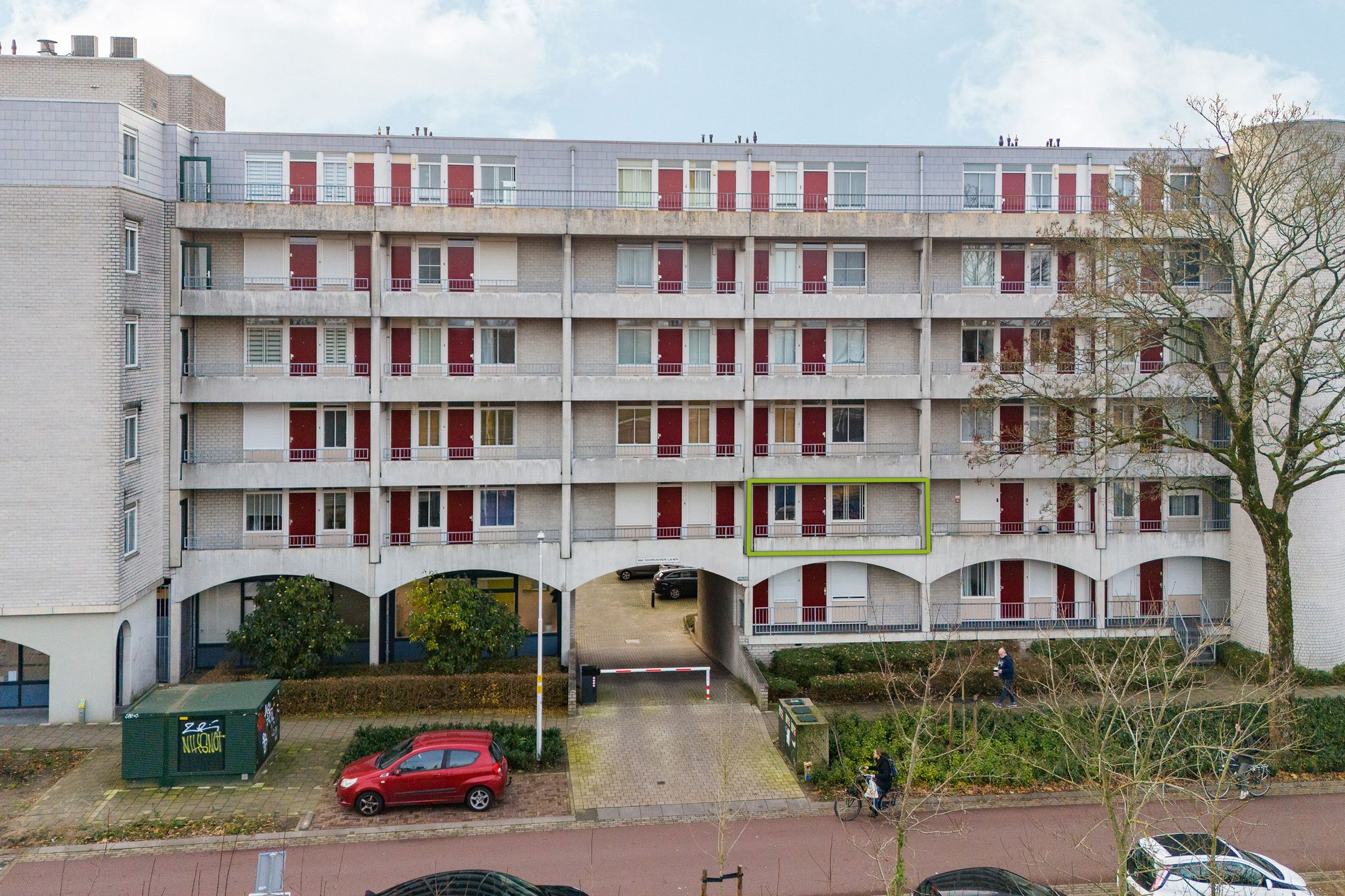 Buying a house in The Netherlands., Thijmstraat 7-H