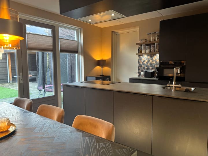 Foto 8 van Oosterstraat 7-A