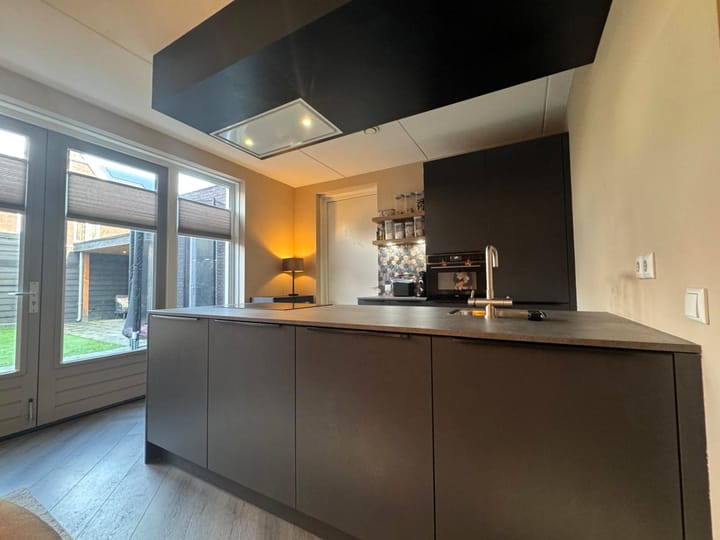 Foto 10 van Oosterstraat 7-A