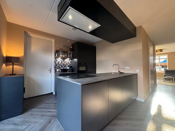 Foto 11 van Oosterstraat 7-A