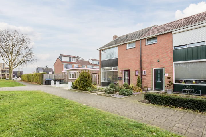 Foto 4 van Bruggertstraat 1