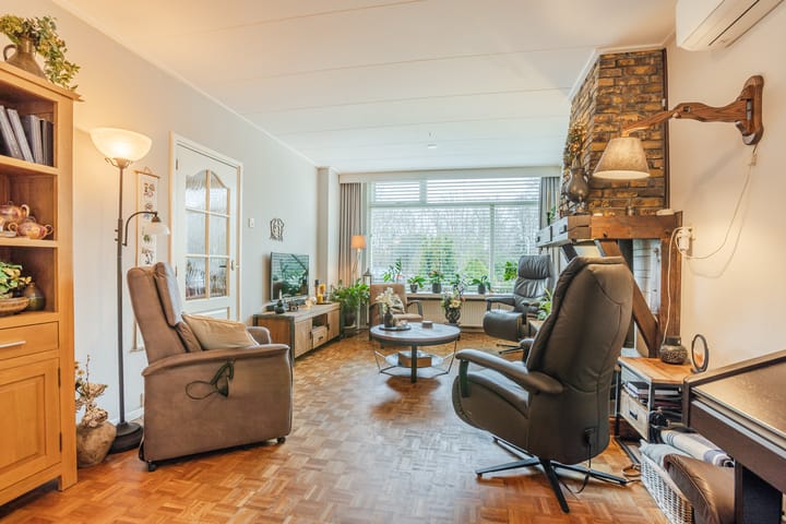 Foto 16 van Bruggertstraat 1