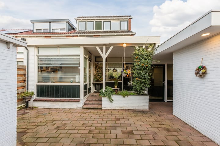 Foto 62 van Bruggertstraat 1