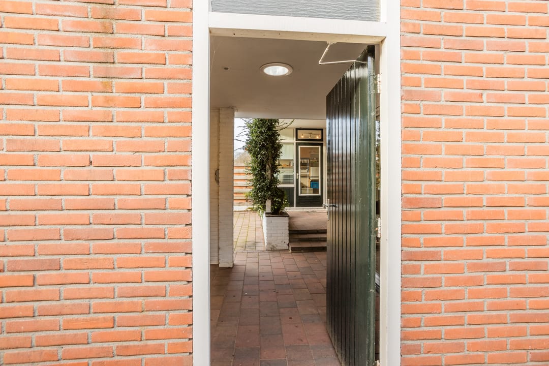 Photo 68 of Bruggertstraat 1