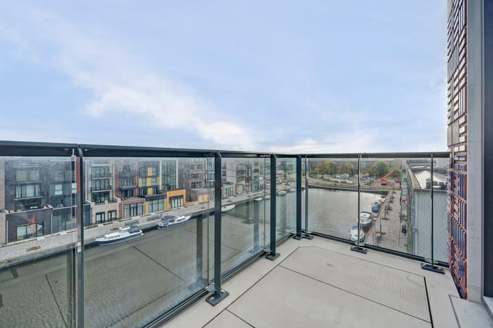 Foto 28 van Waldorpstraat 1622