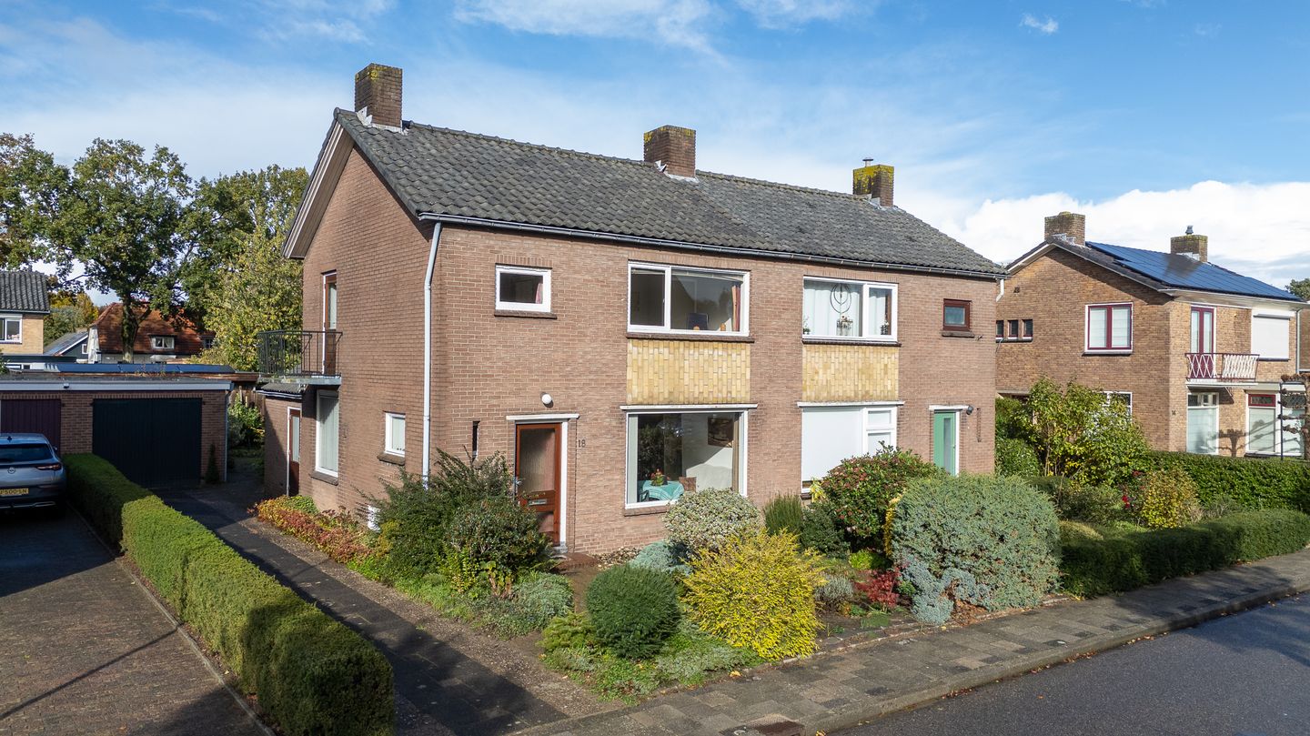 Foto 5 van van Houtstraat 18