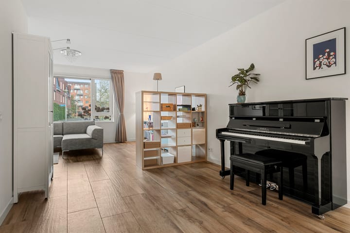 Foto 22 van Johan van Hoekelumlaan 14