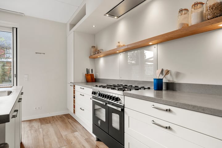 Foto 31 van Johan van Hoekelumlaan 14