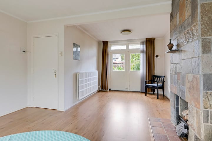 Foto 14 van van Houtstraat 18