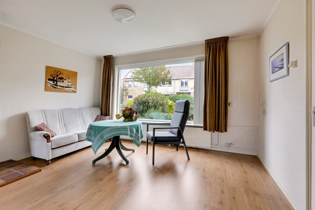 Foto 16 van van Houtstraat 18