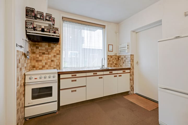 Foto 21 van van Houtstraat 18