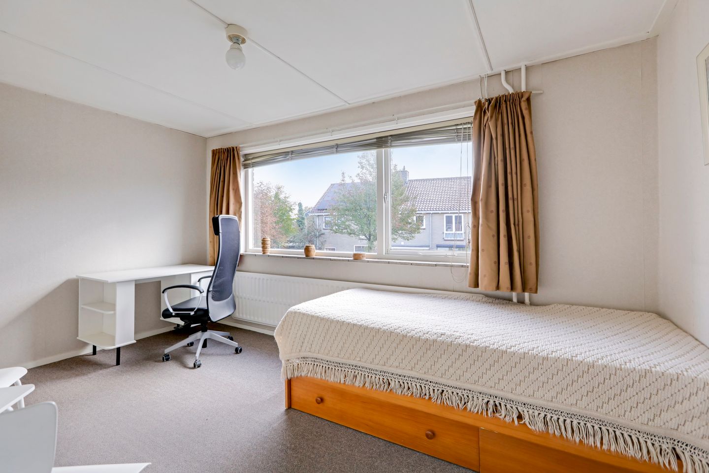 Foto 34 van van Houtstraat 18