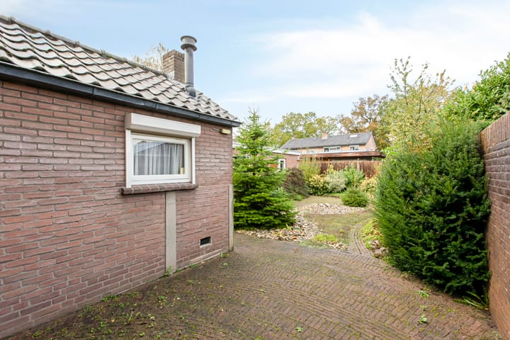 Foto 48 van van Houtstraat 18