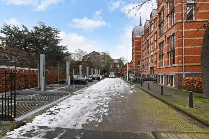 Foto 73 van Hugo de Grootstraat 99