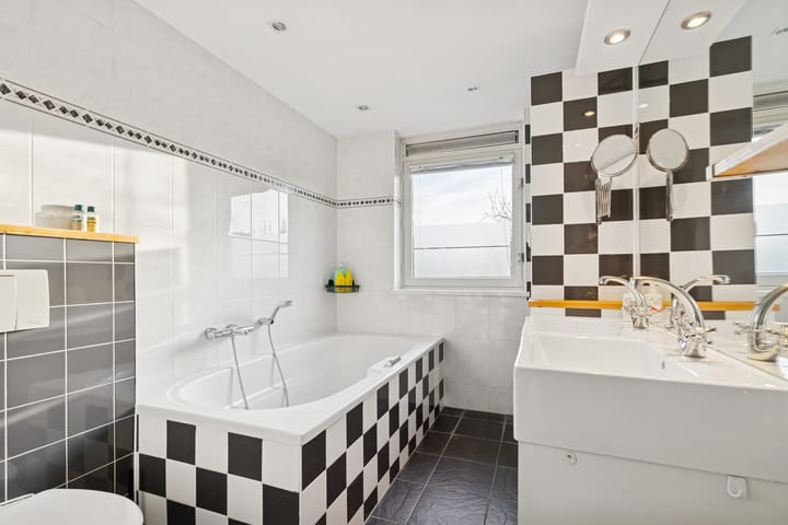 Foto 36 van Annie Bosstraat 34