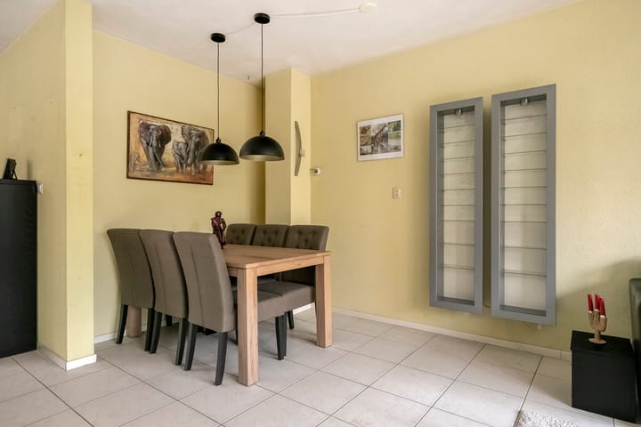 Photo 20 of Groes 13