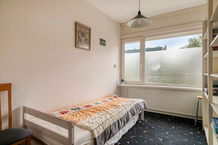 Photo 30 of Groes 13