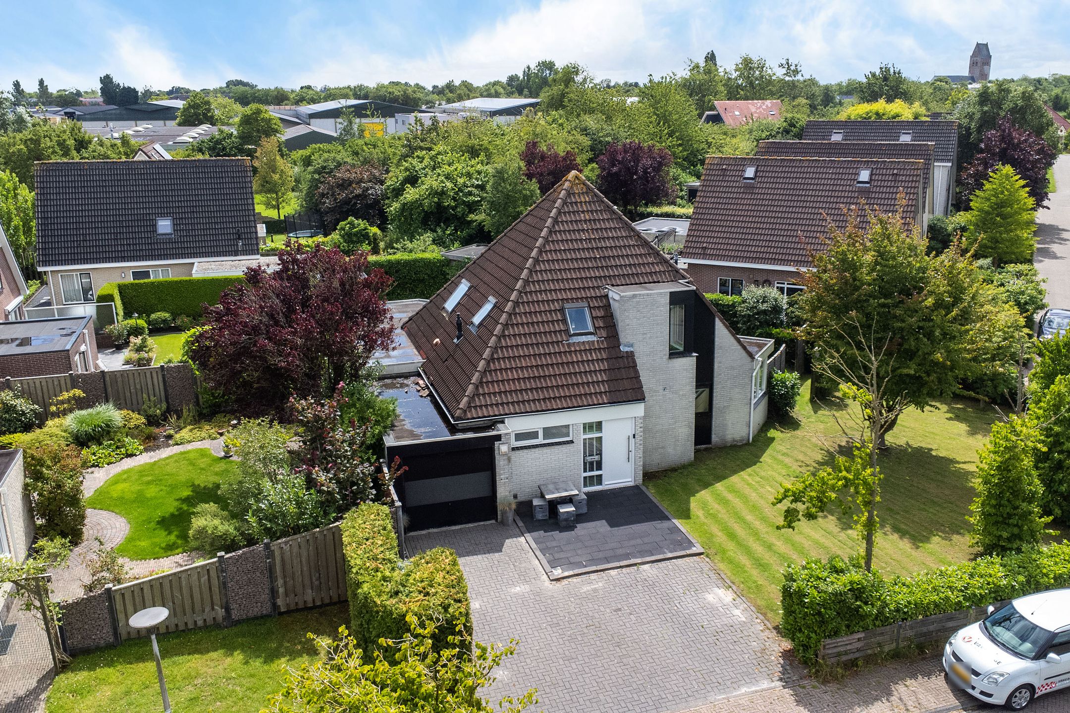 Buying a house in The Netherlands., Hazzelntstrjitte 1