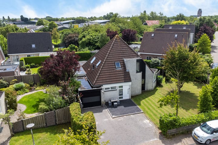 Hazzelnútstrjitte 1 main image