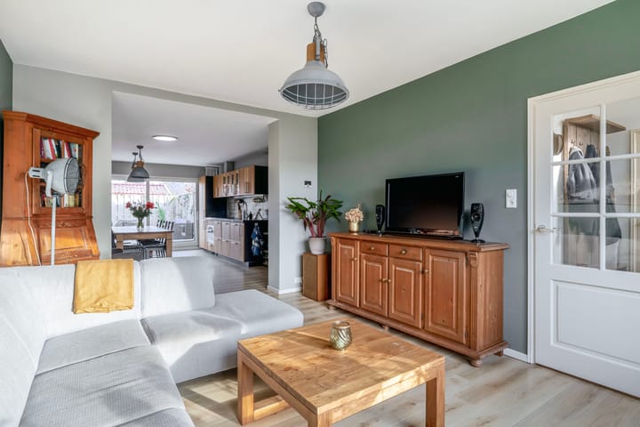 Foto 13 van D C Meeslaan 8