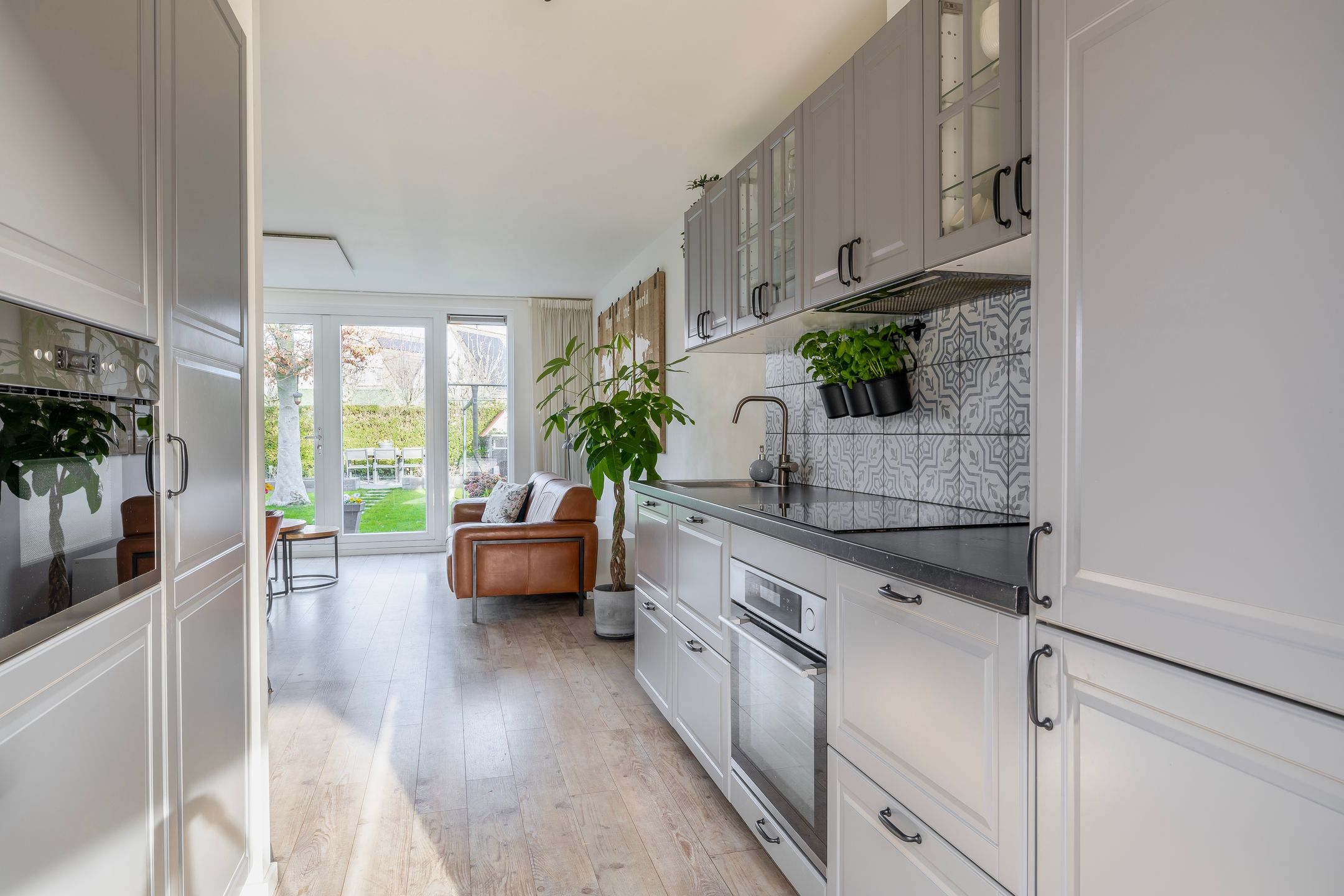 Foto 33 van D C Meeslaan 8