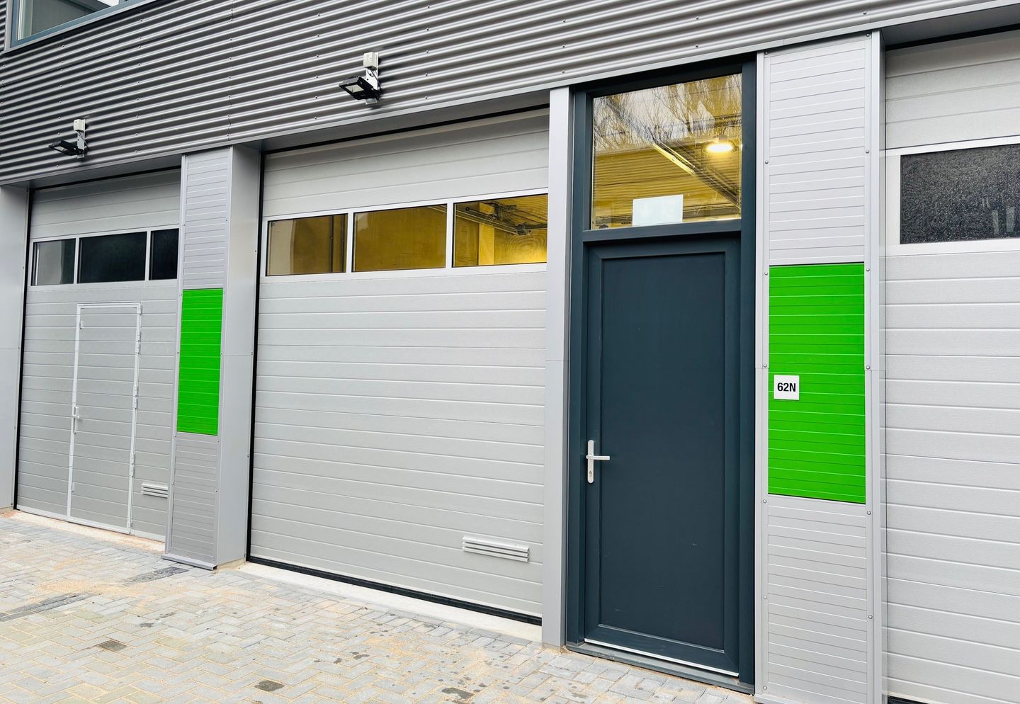 Bekijk foto 2 van Floris Versterlaan 62-N