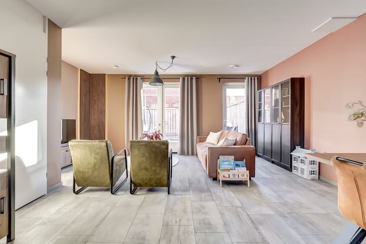 Photo 7 of Banierstraat 17