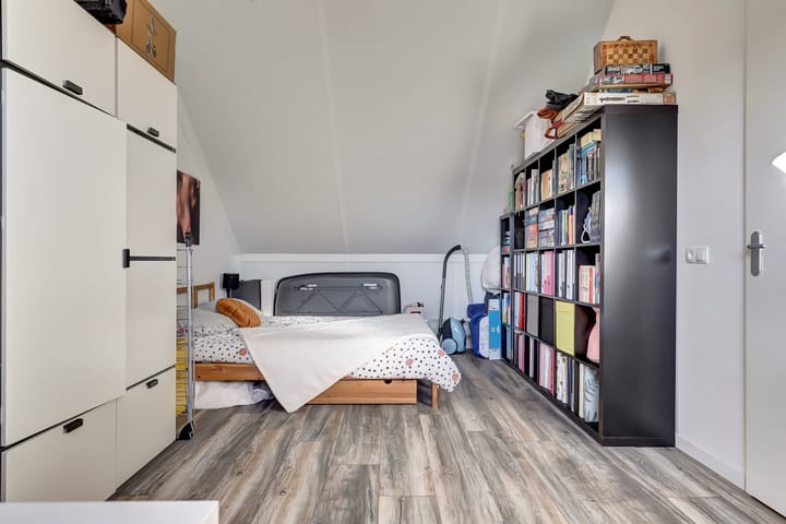 Photo 25 of Banierstraat 17