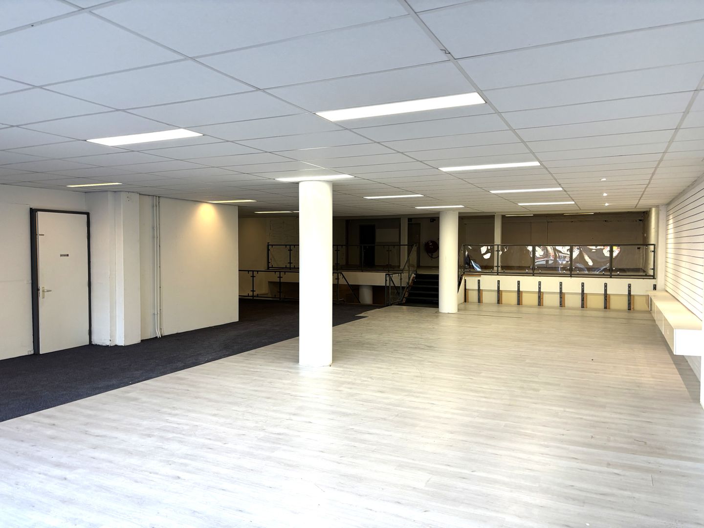 View photo 3 of Telefoonweg 60