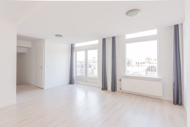 Photo 11 of Sweelinckplein 33-H