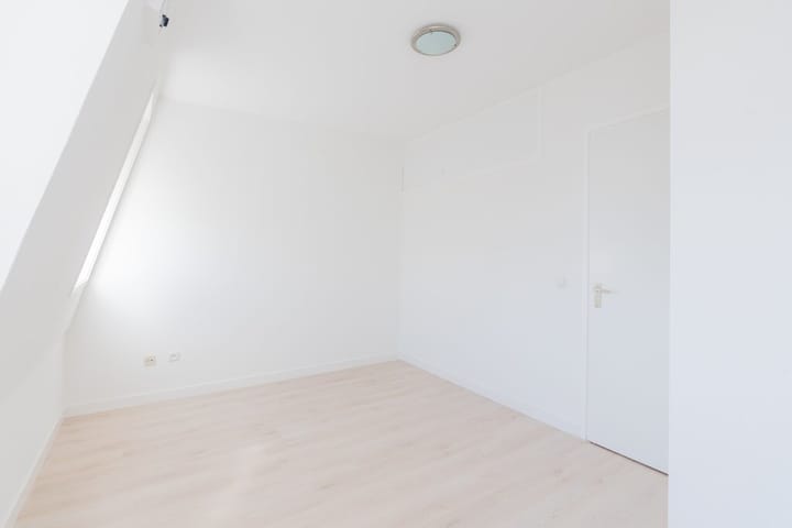 Photo 21 of Sweelinckplein 33-H