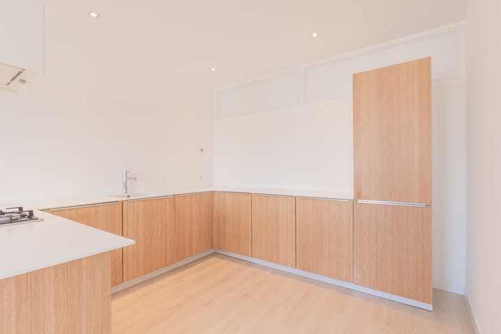 Photo 9 of Sweelinckplein 33-H