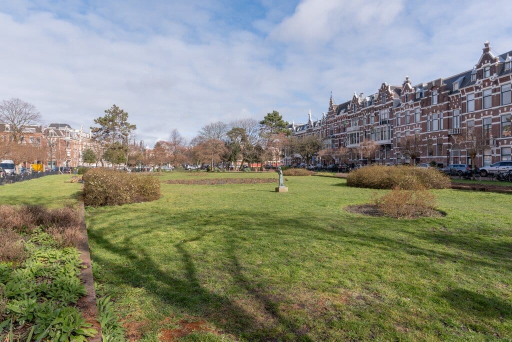 Photo 42 of Sweelinckplein 33-H