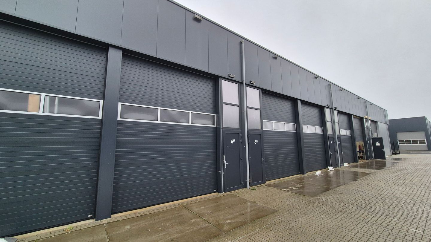 View photo 2 of Eeser Hout 6-M