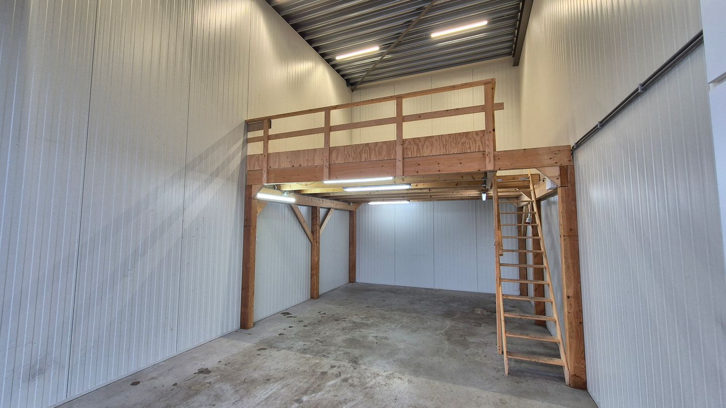 View photo 4 of Eeser Hout 6-M