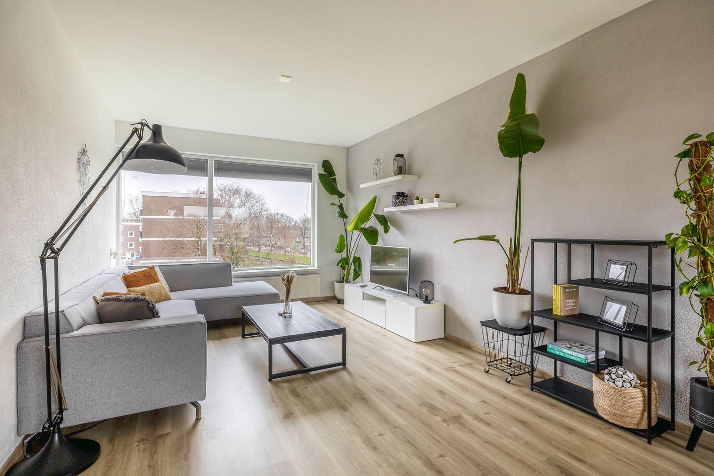 Photo 14 of Aagje Dekenstraat 24-B