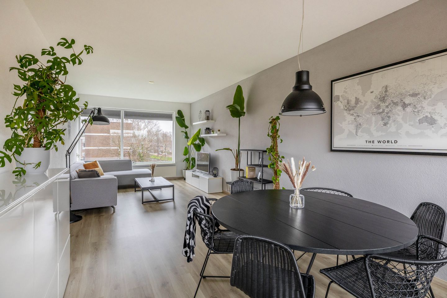 Photo 19 of Aagje Dekenstraat 24-B